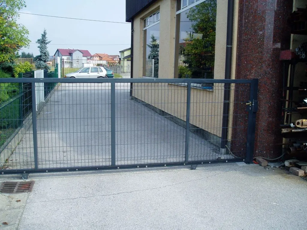 Vrata za panelne ograde - Jurval ograde 