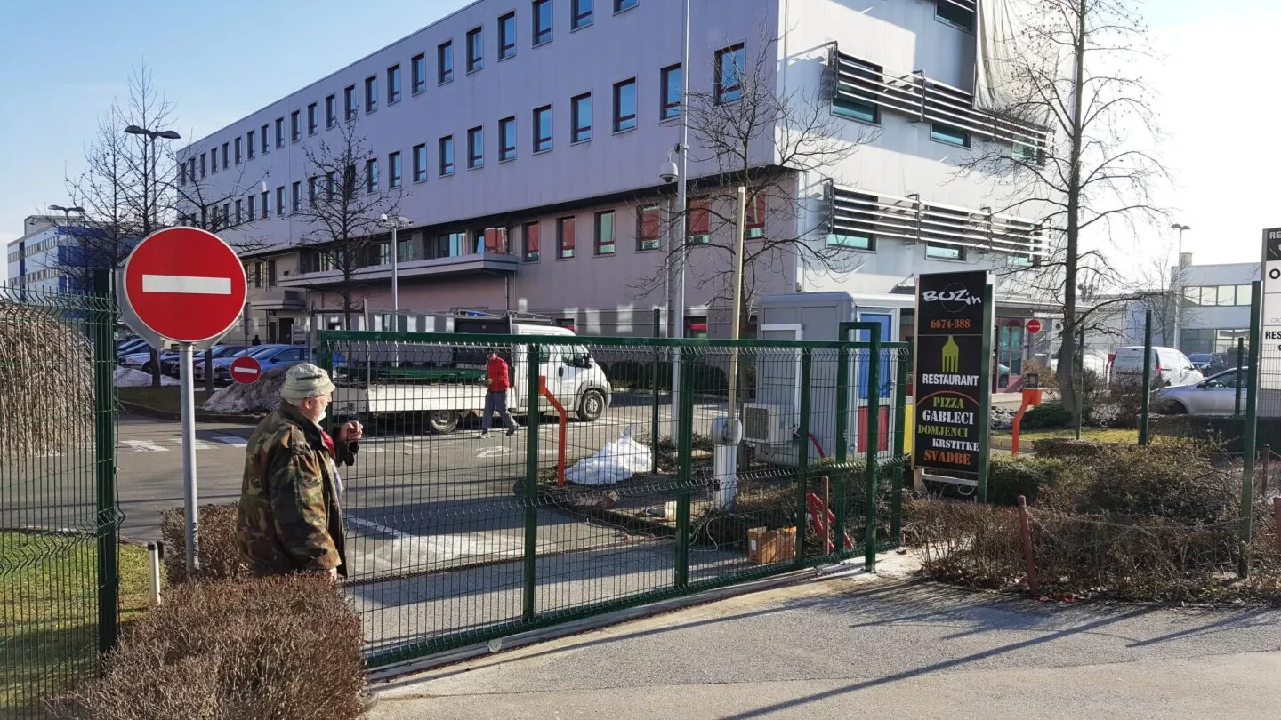 Vrata za panelne ograde - Jurval ograde 