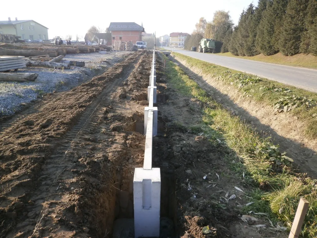 Installation of fences - Jurval ograde 