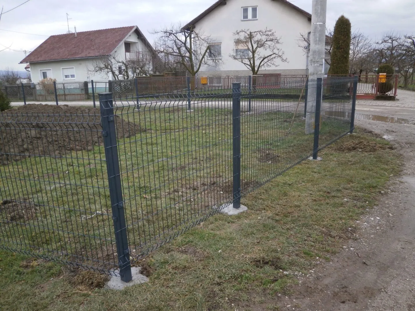 Installation of fences - Jurval ograde 